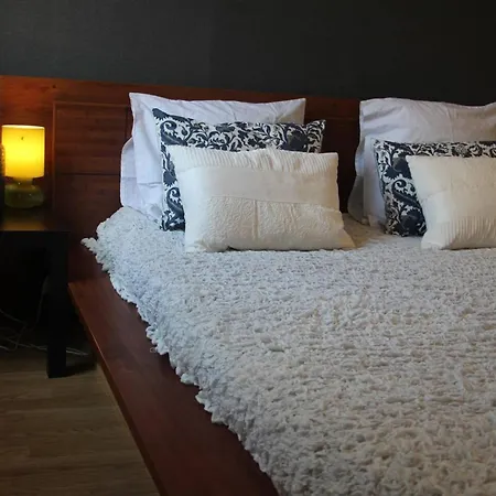 Au Coeur De - 70 M² - Parking Inclus Apartment *