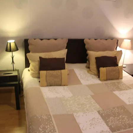 Apartment Au Coeur De - 70 M² - Parking Inclus *