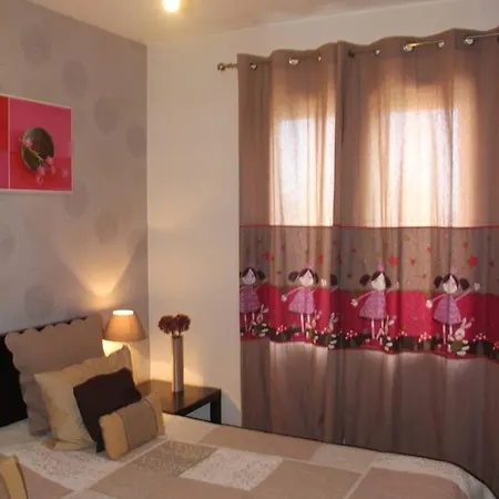 Au Coeur De - 70 M² - Parking Inclus * Caen