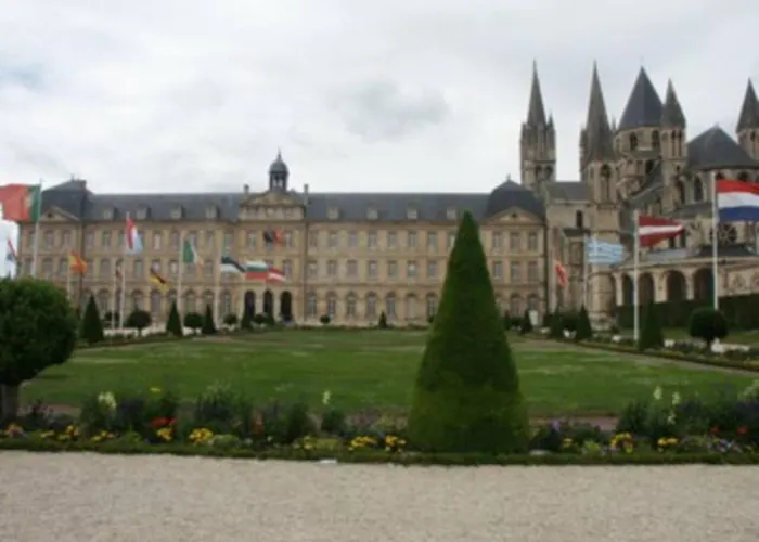 Au Coeur De - 70 M² - Parking Inclus Lägenhet