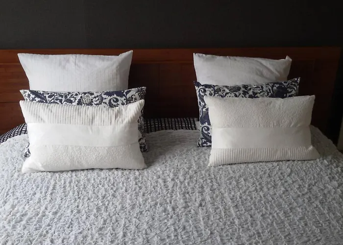 Lägenhet Au Coeur De - 70 M² - Parking Inclus *